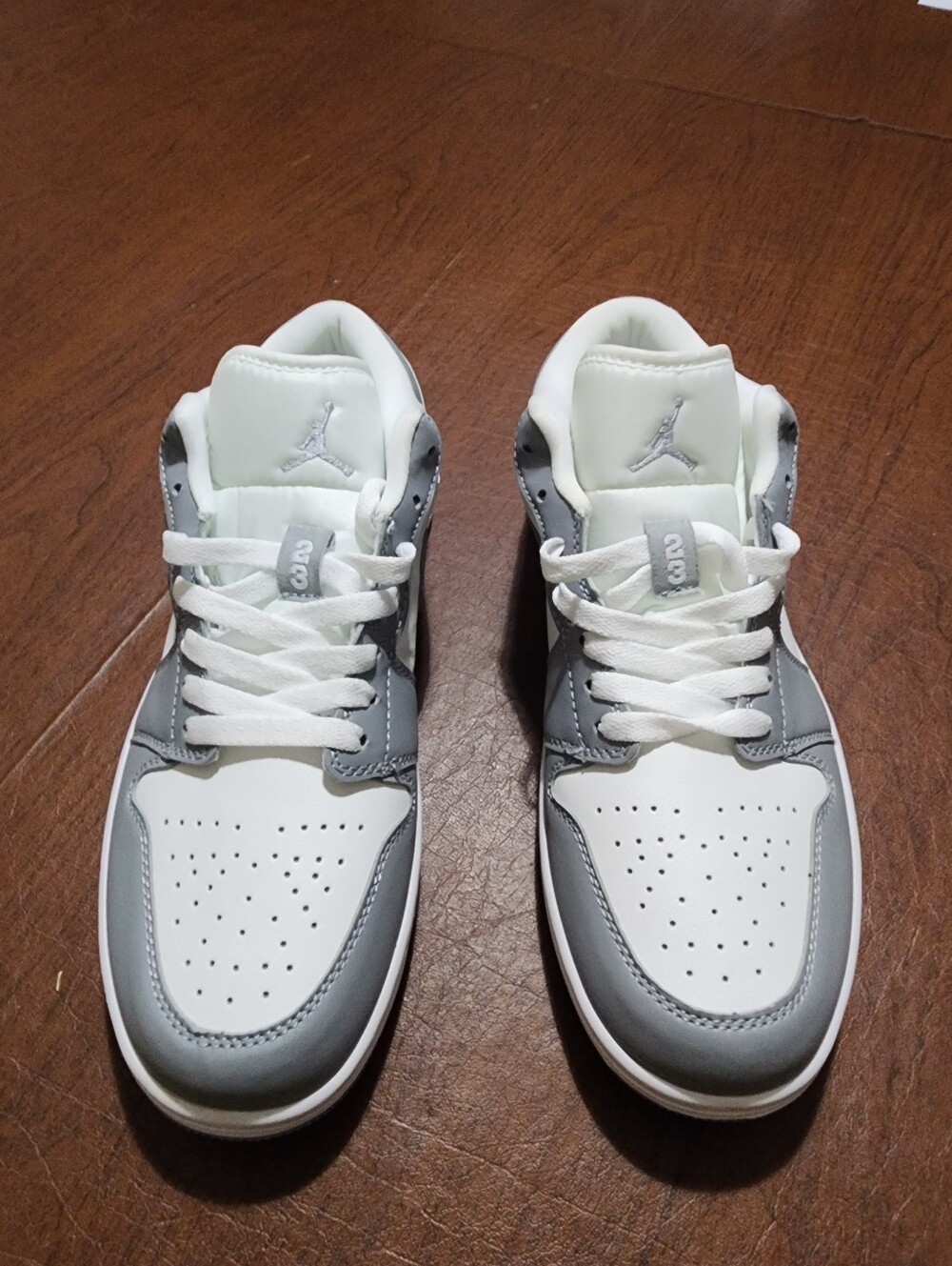 NWOT ... Nike Air Jordan 1 Low Retro White and Wolf Gray Sneakers